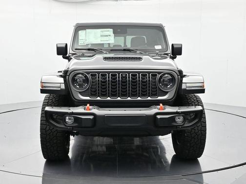 2025 Jeep Gladiator Mojave X