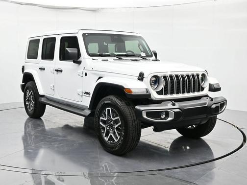 2026 Jeep Wrangler 4-Door Sahara 4x4