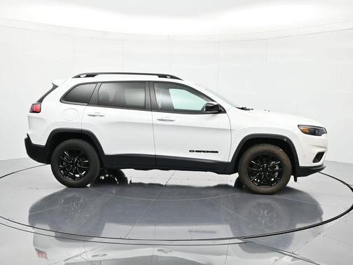 2023 Jeep Cherokee Altitude