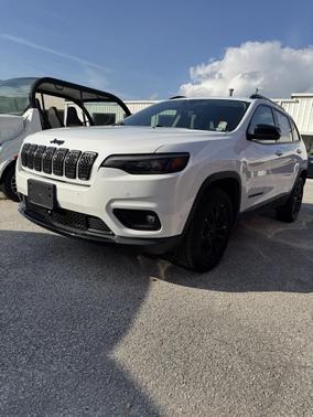 2023 Jeep Cherokee Altitude