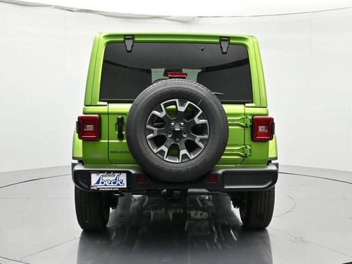 2026 Jeep Wrangler 4-Door Sahara 4x4