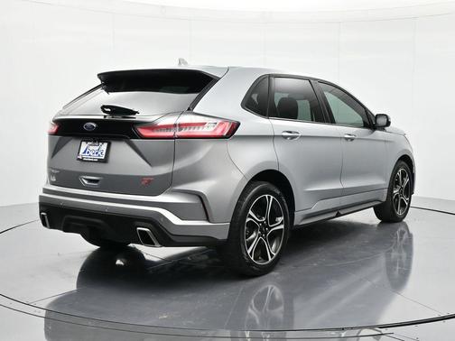 2020 Ford Edge ST