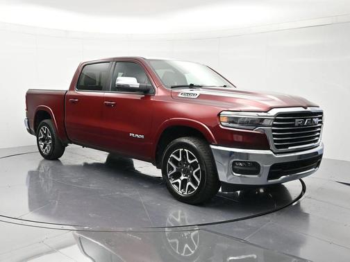 Delmonico Red Pearlcoat 2025 RAM 1500 Laramie