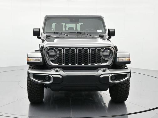 2025 Jeep Gladiator High Tide