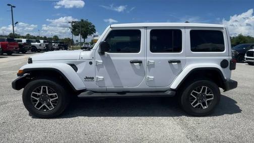 2025 Jeep Wrangler 4-Door Sahara 4x4