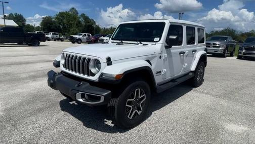 2025 Jeep Wrangler 4-Door Sahara 4x4