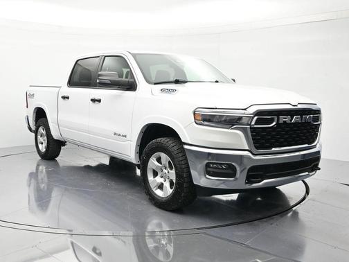 Bright White Clearcoat 2025 RAM 1500 Big Horn/Lone Star