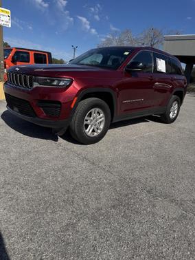 2024 Jeep Grand Cherokee Laredo