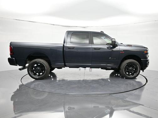 2025 RAM 2500 Big Horn Crew Cab 4x4 6'4' Box