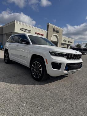 2023 Jeep Grand Cherokee 4xe Overland