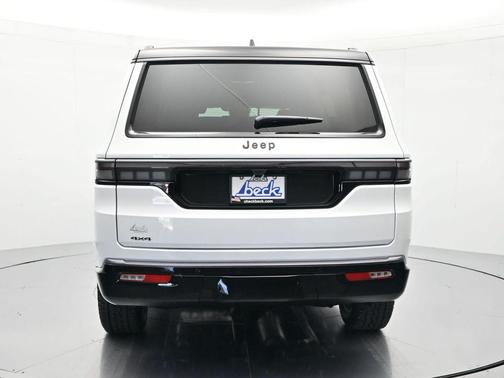 Bright White Clearcoat 2026 Jeep Grand Wagoneer Upland