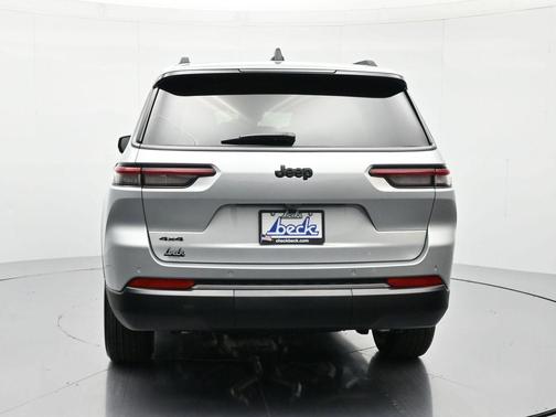 Silver Zynith 2026 Jeep Grand Cherokee L Altitude
