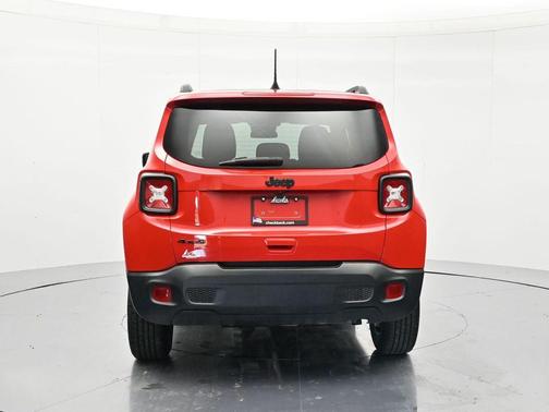 Colorado Red Clearcoat 2023 Jeep Renegade Upland