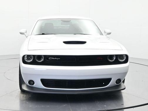 White Knuckle Clearcoat 2023 Dodge Challenger R/T Scat Pack