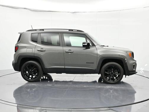 2022 Jeep Renegade Altitude