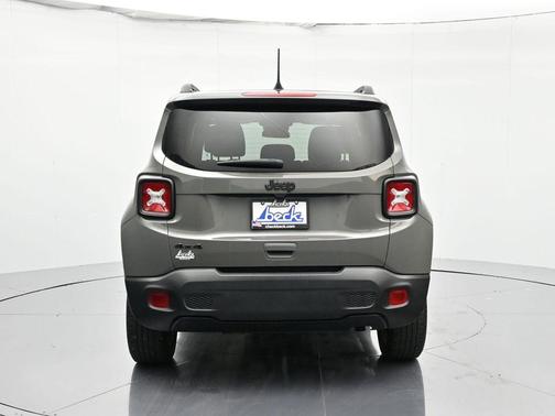 2022 Jeep Renegade Altitude