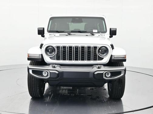 Bright White Clearcoat 2026 Jeep Wrangler 4-Door Sahara 4x4