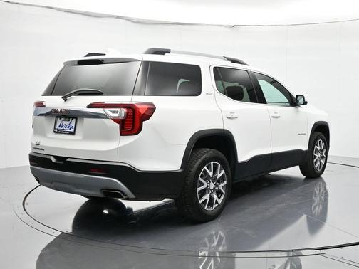 2023 GMC Acadia FWD SLT