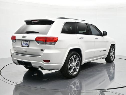 2020 Jeep Grand Cherokee Overland