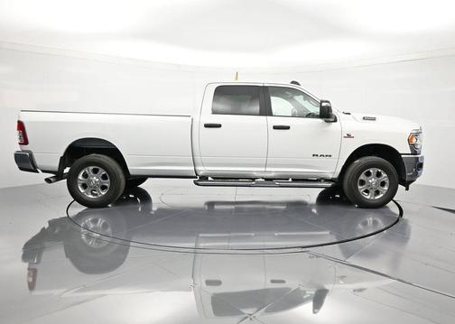 2024 RAM 3500 Big Horn Crew Cab 4x4 8' Box
