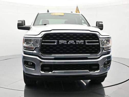 2024 RAM 3500 Big Horn Crew Cab 4x4 8' Box