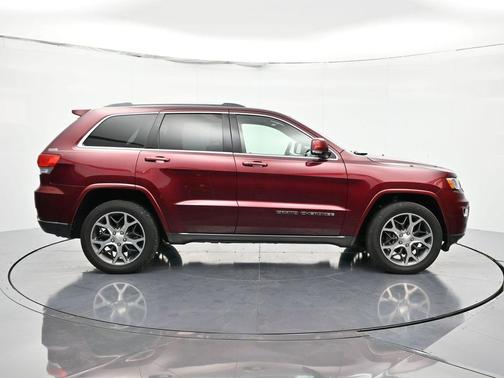 2018 Jeep Grand Cherokee Sterling Edition