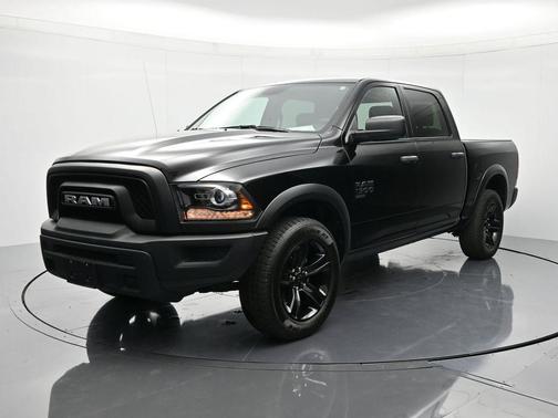 2024 RAM 1500 Classic Warlock Crew Cab 4x4 5'7' Box