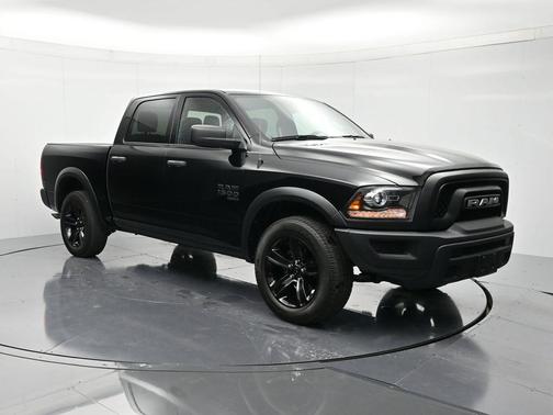 2024 RAM 1500 Classic Warlock Crew Cab 4x4 5'7' Box