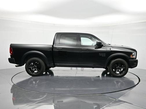 2024 RAM 1500 Classic Warlock Crew Cab 4x4 5'7' Box