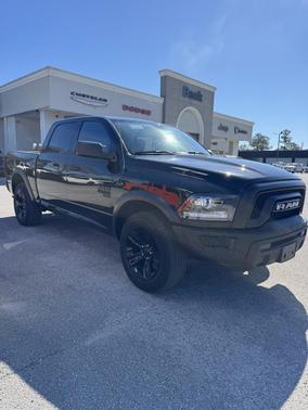 2024 RAM 1500 Classic Warlock Crew Cab 4x4 5'7' Box