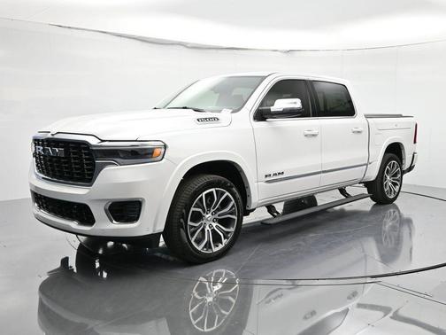 Ivory White Tri-Coat Pearlcoat 2026 RAM 1500 ST