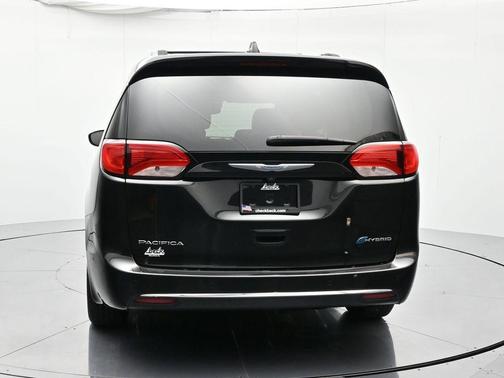 2018 Chrysler Pacifica Hybrid Limited