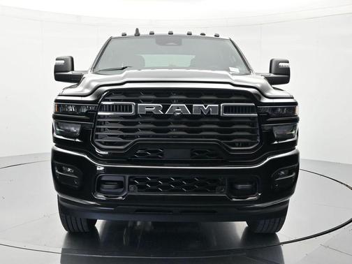 Diamond Black Crystal Pearlcoat 2026 RAM 3500 Big Horn Crew Cab 4x4 6'4' Box