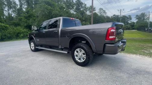 2020 RAM 2500 Laramie Crew Cab 4X4 6'4' Box