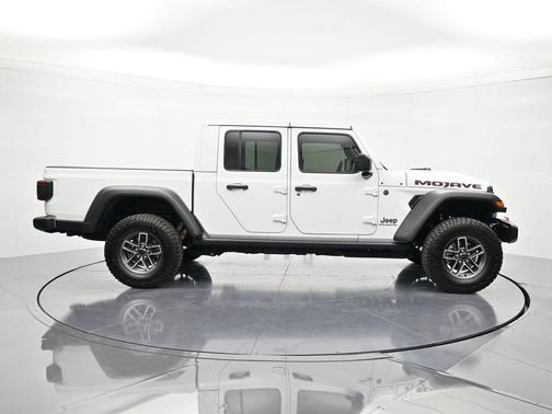 Bright White Clearcoat 2026 Jeep Gladiator Mojave 4x4