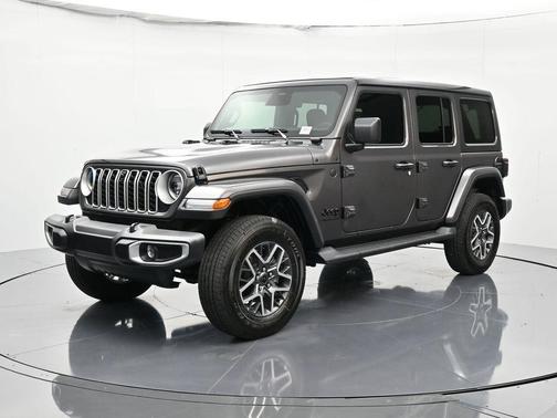 2026 Jeep Wrangler 4-Door Sahara 4x4