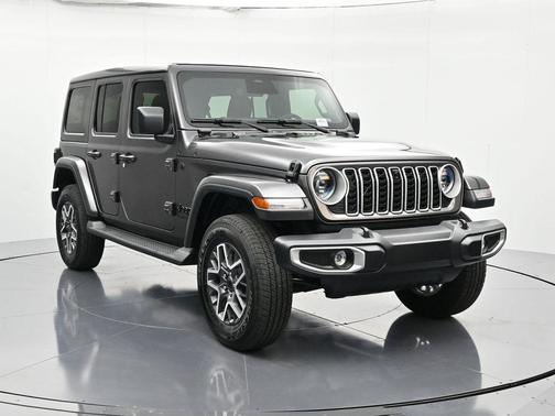 2026 Jeep Wrangler 4-Door Sahara 4x4
