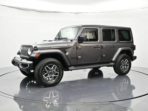 2026 Jeep Wrangler 4-Door Sahara 4x4