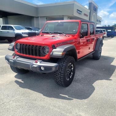 Firecracker Red Clearcoat (DISC) 2026 Jeep Gladiator Rubicon