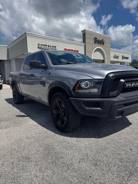 Billet Silver Metallic Clearcoat 2024 RAM 1500 Classic Warlock Crew Cab 4x4 5'7' Box