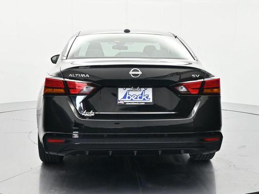 Super Black 2023 Nissan Altima 2.5 SV