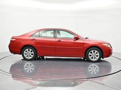 Barcelona Red Metallic 2009 Toyota Camry LE