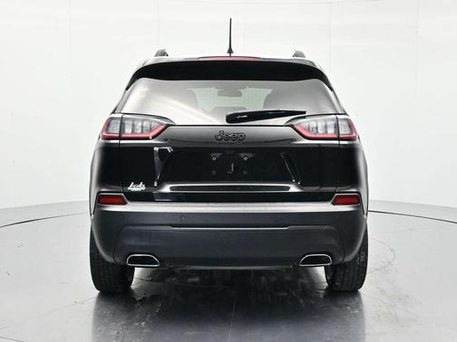 Diamond Black Crystal Pearlcoat 2020 Jeep Cherokee Altitude