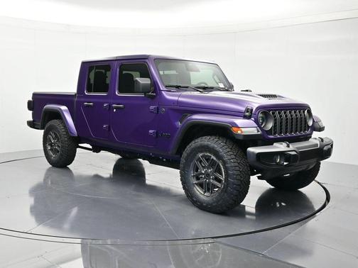 Reign 2026 Jeep Gladiator Sport S