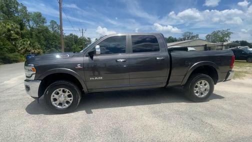2020 RAM 2500 Laramie Crew Cab 4X4 6'4' Box