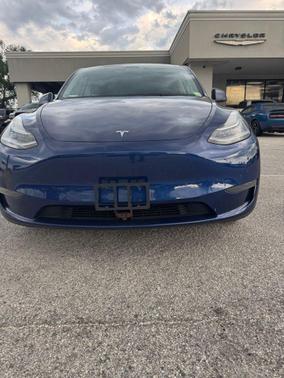 Deep Blue Metallic 2022 Tesla Model Y Long Range Dual Motor All-Wheel Drive