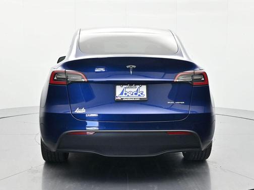 Deep Blue Metallic 2022 Tesla Model Y Long Range Dual Motor All-Wheel Drive