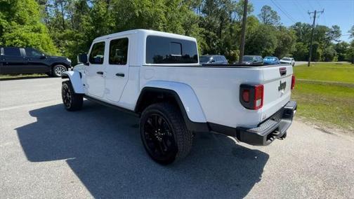 2025 Jeep Gladiator Nighthawk
