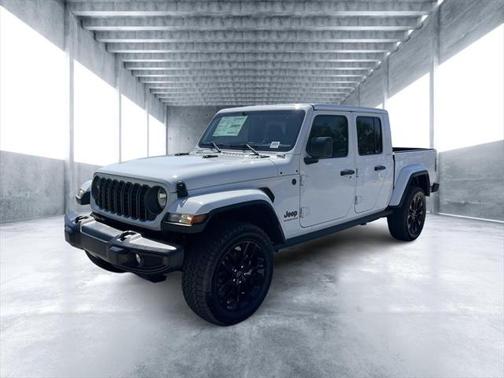 2025 Jeep Gladiator Nighthawk
