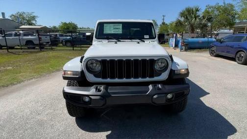 2025 Jeep Gladiator Nighthawk